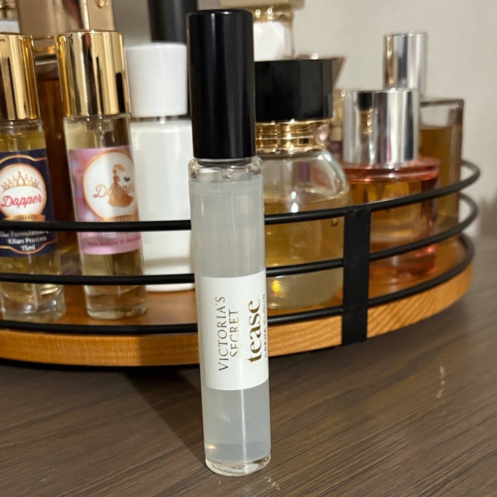 Victoria's Secret Tease crème cloud